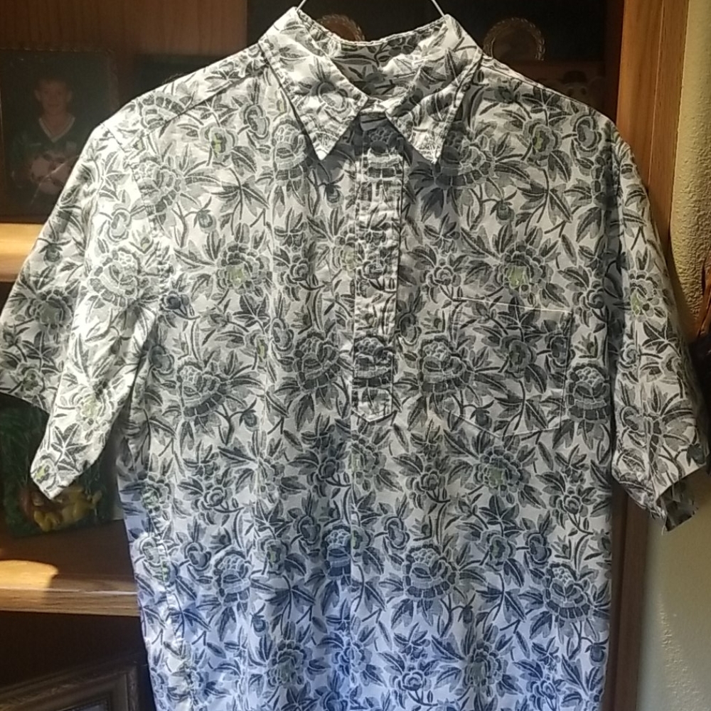 Island shirt